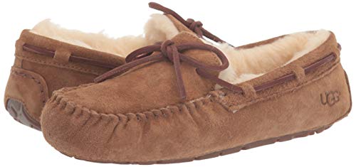 UGG Women's Dakota Slipper, CHESTNUT, 9