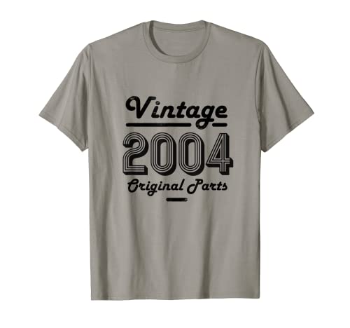 18th Birthday Vintage Boys Girl 18 Year Old Gifts 2004 Teens T-Shirt