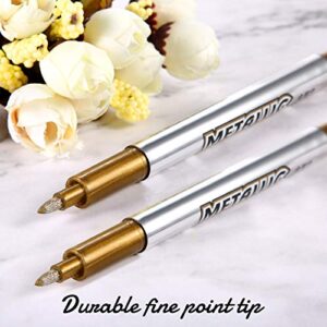 4 Pieces Metallic Marker Pens, Metallic Paint Pen Markers Suitable for Cards Writing Signature Lettering Metallic Painting Pens (Gold)