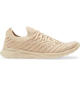 athletic propulsion labs apl women's techloom wave shoes, champagne, 7