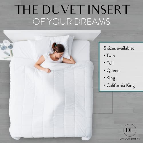 Danjor Linens Duvet Insert Twin - Lightweight Down Comforter for Twin Size Bed - Cooling, Microfiber, Down Alternative Fill - Machine Washable, White﻿
