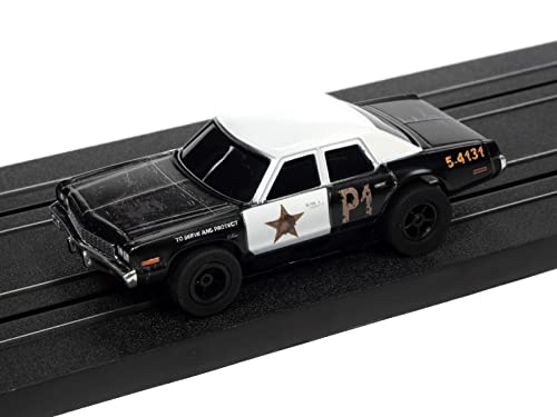 Auto World SC372-3 The Blues Brothers Bluesmobile 1974 Monaco HO Scale Electric Slot Car