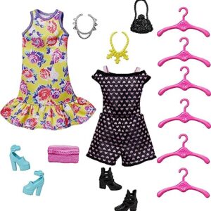 Barbie Fashionistas Doll & Playset, Ultimate Closet with Barbie Clothes (3 Outfits) & Fashion Accessories Including 6 Hangers