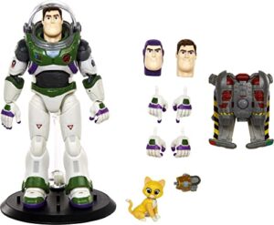disney pixar lightyear pixar spotlight series buzz lightyear collectible 7 inch scale figure, 32 articulations, 3 expressions, sox, jetpack 6 years & up