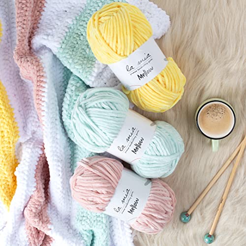 2 Skein La Mia Mellow Velvet Chenille Yarn for Knitting and Crocheting Baby Clothes, Blankets and Accessories, 100% Polyester, 100 gr (3.5 oz) / 115 m (125 Yards), Super Bulky, Beige - 908