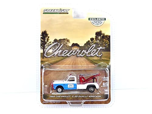 Greenlight 30324 1969 Chevy C-30 Dually Wrecker - Hazzard County Garage (Hobby Exclusive) 1:64 Scale Diecast