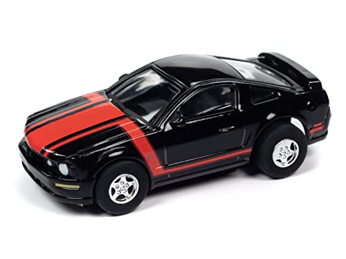 Auto World Super III 2005 Ford Mustang GT (Black) HO Scale Slot Car