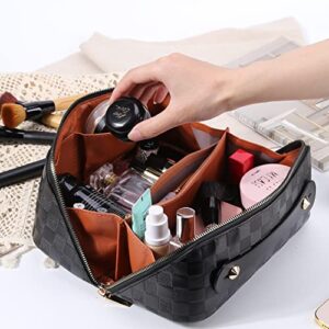 Large Capacity Travel Cosmetic Bag Plaid Checkered Makeup Bag Portable Leather Waterproof Skincare Bag with Handle and Divider for Women