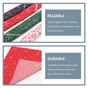 4 Pieces Snowflake Printing Fabric, Christmas Fabric Squares Quilting Fabric Patchwork Snowflake Printed Fabric Scraps for Dress Apron Gift Wrapping Sewing Work DIY Craft