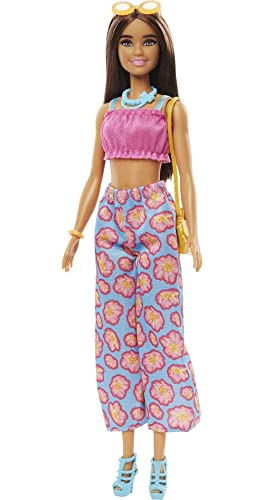 Barbie Doll and Fashion Advent Calendar, 24 Clothing and Accessory Surprises Like Swimsuit, Dress, Hat and Pet Kitten