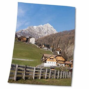 3drose farm houses called viles in the hamlets of mischi. south tyrol, italy - towels (twl-227630-2)