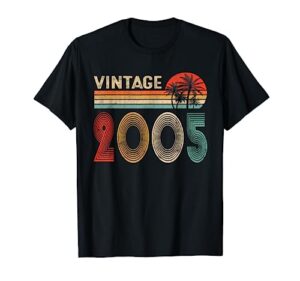 18th birthday gift vintage 2005 funny 18 years old boy girl t-shirt