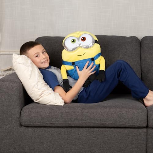 Franco Minions: The Rise of Gru, Bedding Super Soft Plush Bob Cuddle Pillow Buddy, (Official Minions Product)