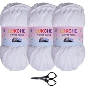 Lukche Super Soft Velvet Chenille Blanket Amigurumi Crochet Baby Blanket Knitting Yarn Super Bulky 3x100 gr (3x132 yds) Including Foldable Scissors (10001-White)