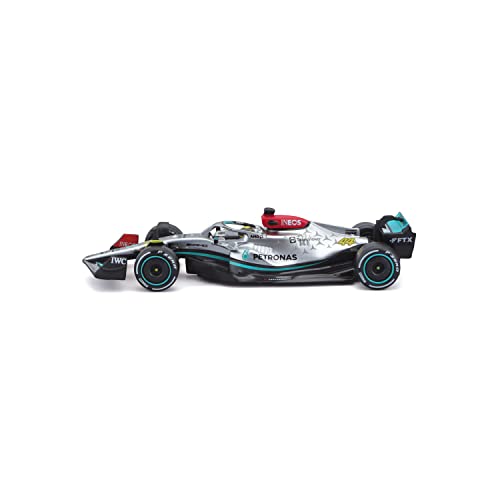 Bburago 1:43 F1 Merecedes W13 E Performance (2022) with #44 Hamilton Driver