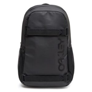oakley freshman skate backpack, blackout, one size