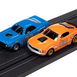 Auto World CrossTrax Road Course 9' Slot Car Race Set