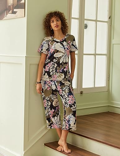 Ekouaer Comfy Lounge Sets for Women Short Sleeve V-Neck Tops with Capri Pants Floral Printed Pajama Set with Pockets