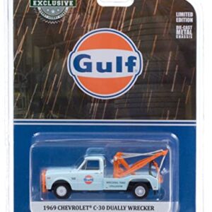 Greenlight 30275 1969 Chevy C-30 Dually Wrecker - Gulf Oil 'Welding Tire Collision' (Hobby Exclusive) 1/64 Scale Diecast