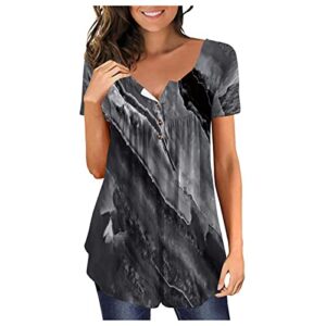 Tuianres Summer Shirts for Women 2023 Loose Fit Tunic Marble Print Short Sleeve Pleated Hide Belly Button T-Shirt Blouse