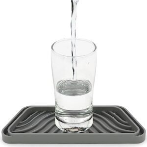 resizable silicone refrigerator drip catcher tray, fridge water dispenser drip tray - prevents spills and stains, replacement for whirlpool, ge, samsung fridge accessories (rectangular,gray)