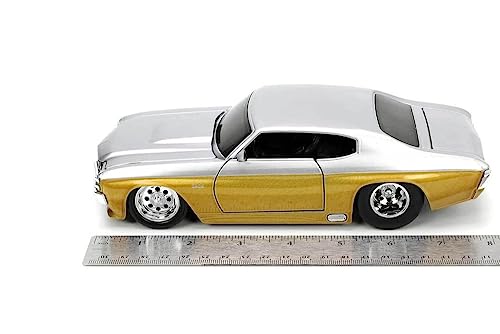 1970 Chevy Chevelle SS, Gold and Silver - Jada Toys 34116-1/24 Scale Diecast Model Car