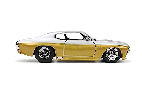 1970 Chevy Chevelle SS, Gold and Silver - Jada Toys 34116-1/24 Scale Diecast Model Car