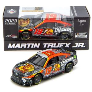 lionel racing martin truex jr 2023 bps diecast car 1:64 scale