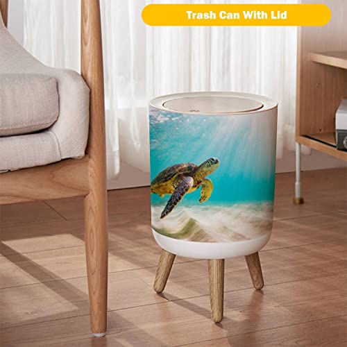 KSYGYFRUDE Small Trash Can with Lid Beautiful Hawaiian Green Sea Turtle Round Garbage Can Press Cover Wastebasket Wood Waste Bin for Bathroom Kitchen Office 7L/1.8 Gallon