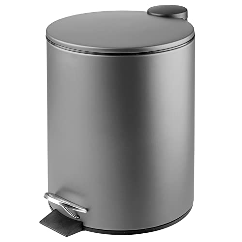 mDesign Metal 1.3 Gallon/5 Liter Round Step Trash Wastebasket, Garbage Container Bin with Lid for Bathroom, Powder Room, Bedroom, Kitchen, Craft Room, Office - Removable Liner Bucket - Dark Gray