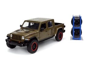 just trucks 1:24 2020 jeep gladiator die-cast car brown with tire rack, toys for kids and adults