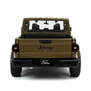 Just Trucks 1:24 2020 Jeep Gladiator Die-cast Car Brown with Tire Rack, Toys for Kids and Adults