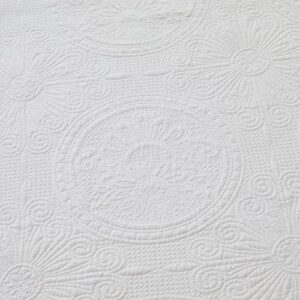 Brandream White Boho Sunflower Medallion Quilt Cotton Quilted Throw Blanket for Bed Couch Daybed 47 X 60 Inch Decorative Throw Blankets