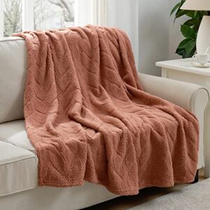 cozy bliss sherpa throw blanket, leaf textured bed cozy blanket super soft and lightweight fleece blanket warm for couch sofa,fuzzy and decorative blanket, 60"x80"cosmic rust