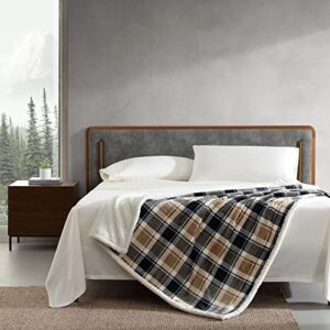 Eddie Bauer- Throw Blanket, Reversible Sherpa Fleece Bedding, Home Decor for All Seasons (Rugged Plaid Beige, Throw)