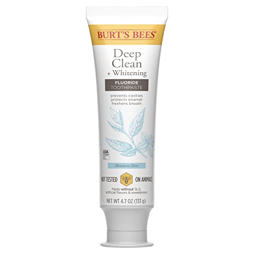Burt’s Bees Toothpaste, Natural Flavor, Fluoride Toothpaste Deep Clean + Whitening, Mountain Mint, 4.7 oz each , (Pack of 3)