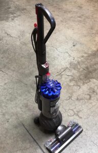 dyson ball animal 2 upright corded vacuum cleaner: hepa filter, height adjustment, self-adjusting cleaner head, telescopic handle, rotating brushes, blue
