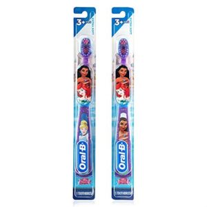 oral-b princess toothbrush for little girls, children 3+, extra soft (characters vary) - pack of 2