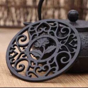 Beminh Trivet Cast Iron Decorative Trivet Mat Coaster with Rubber Pegs- Heavy Duty Hot Pot Holder Pads, Non-Slip Insulation with Vintage Pattern- for Kitchen Dining Table Tea Pot (Floral)