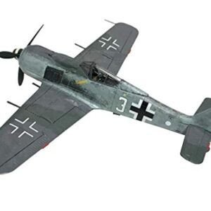 Airfix Focke-Wulf Fw190A-8 1:72 WWII Military Aviation Plastic Model Kit A01020A