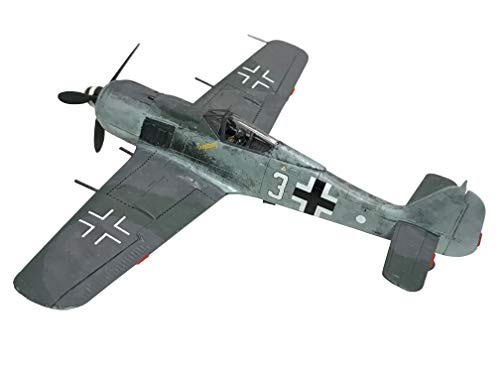 Airfix Focke-Wulf Fw190A-8 1:72 WWII Military Aviation Plastic Model Kit A01020A