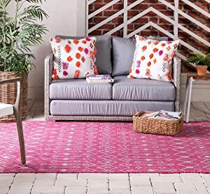 Unique Loom Outdoor Trellis Collection Area Rug - Tribal Trellis (4' 1" x 6' 1" Rectangle, Fuschia/ Gray)