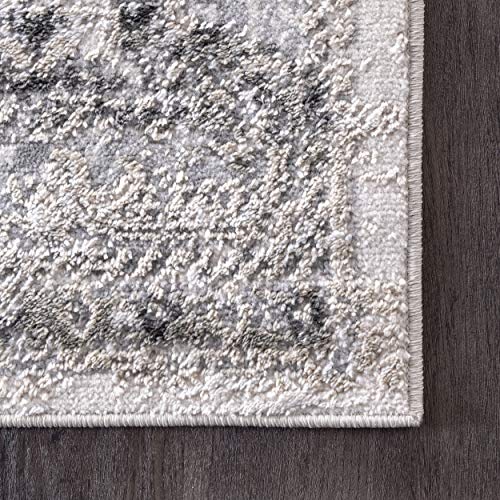 nuLOOM Madisson Vintage Faded Medallion Area Rug, 5x8, Silver