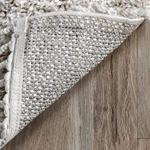 nuLOOM Brooke Shag Tasseled Accent Rug, 2x3, Ivory