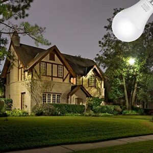 Aukora Dusk to Dawn Light Bulb 4 Pack, 12W (100-Watt Equivalent 1000lm) Smart Sensor Light Bulbs indoor E26/E27 6000K Daylight A19 Led outdoor Light Bulb for Porch Yard Garage Garden Patio(Cool White)