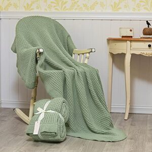 Amélie Home Sage Green Waffle Honeycomb Knit Throw Blanket with Ruffled Fringe, Lightweight Soft Cozy Chunky Wool Modern Farmhouse Checkered Knitted Throw Blankets for Couch Bed Sofa, 50'' x 60''