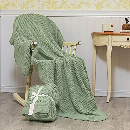 Amélie Home Sage Green Waffle Honeycomb Knit Throw Blanket with Ruffled Fringe, Lightweight Soft Cozy Chunky Wool Modern Farmhouse Checkered Knitted Throw Blankets for Couch Bed Sofa, 50'' x 60''