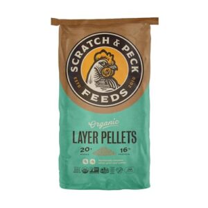 scratch and peck feeds organic layer pellets 16% - premium chicken and duck feed formulated with sustainable grub protein, vitamins, and minerals – 25 lbs