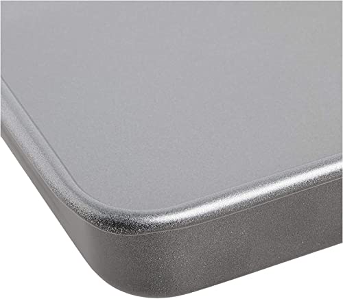 Cuisinart 9-Inch Chef's Classic Nonstick Bakeware Square Cake Pan, Silver