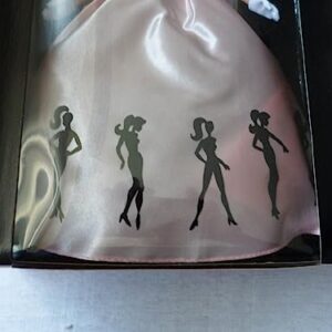 Mattel 2000 Timeless Silhouette Barbie